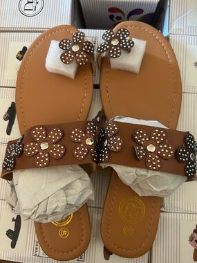 Women’s Slide Sandals Size 10 – Mix & Match 3 for $50